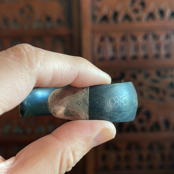 Wooden and silver cuff 🦋keeping🍉 - Picture 4 of 6